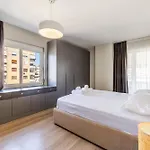 דירה Skai By